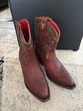 H.S. Trask Women's Boots Size 8 Brown Laurel City Wild Ram Bronze Brush Off
